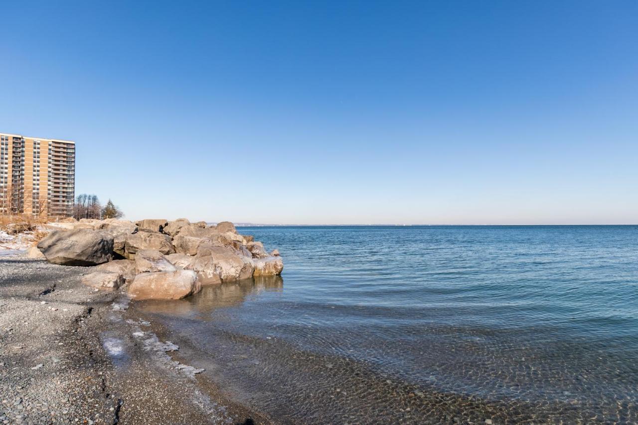 Modern Hamilton Homes Lake Ontario Shore By Globalstay Exteriör bild