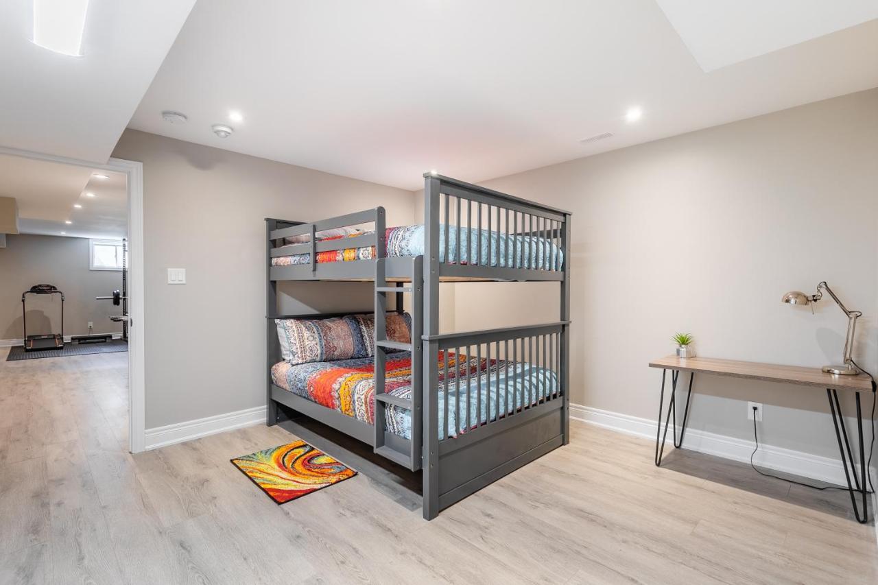 Modern Hamilton Homes Lake Ontario Shore By Globalstay Exteriör bild